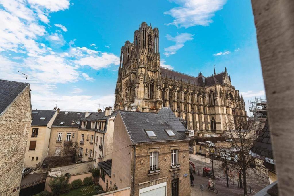 Апартаменти Family Avec Vue Sur La Cathedrale De Реймс Екстер'єр фото